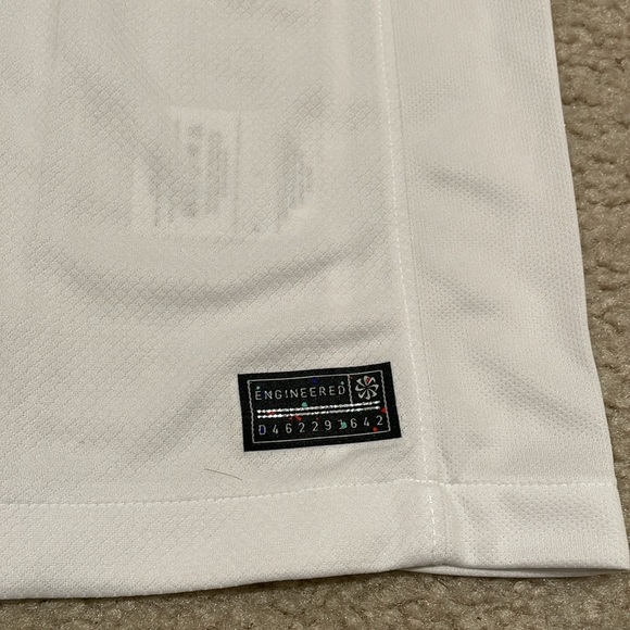 Nike England Home Jersey 2023 men size L NWT - Picture 4 of 6